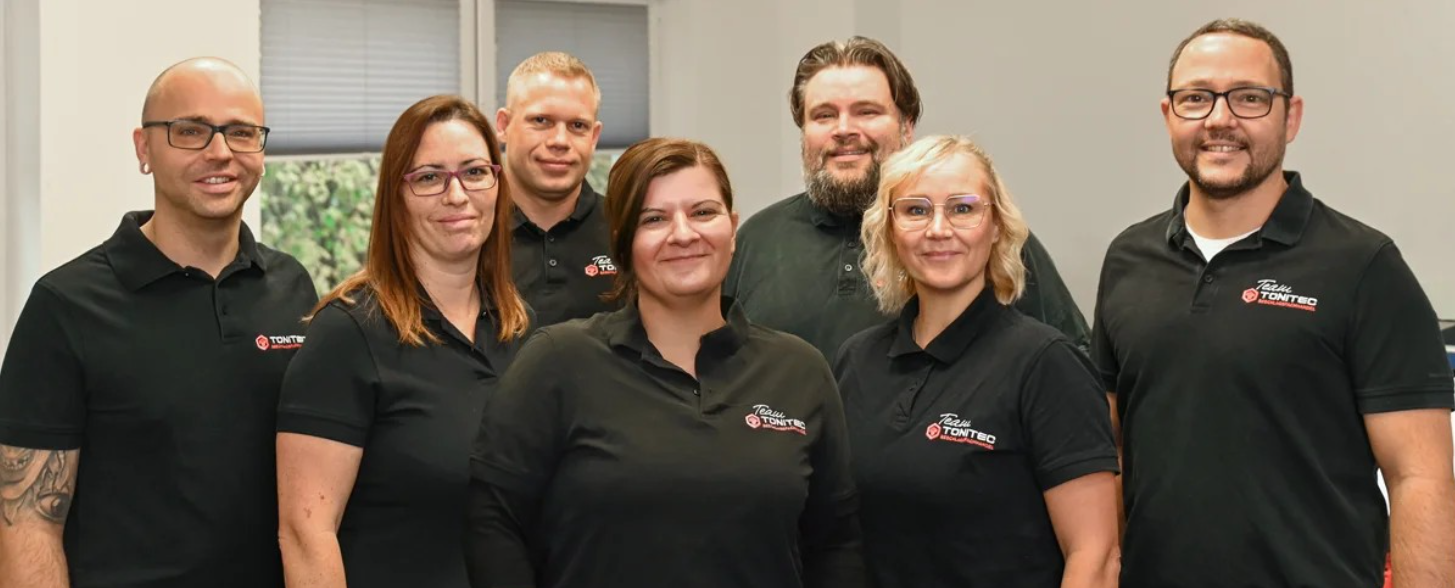 Gruppenfoto, Person, Lächeln, Erwachsener, Frau